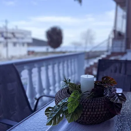 Coastline בית נופש Néa Péramos